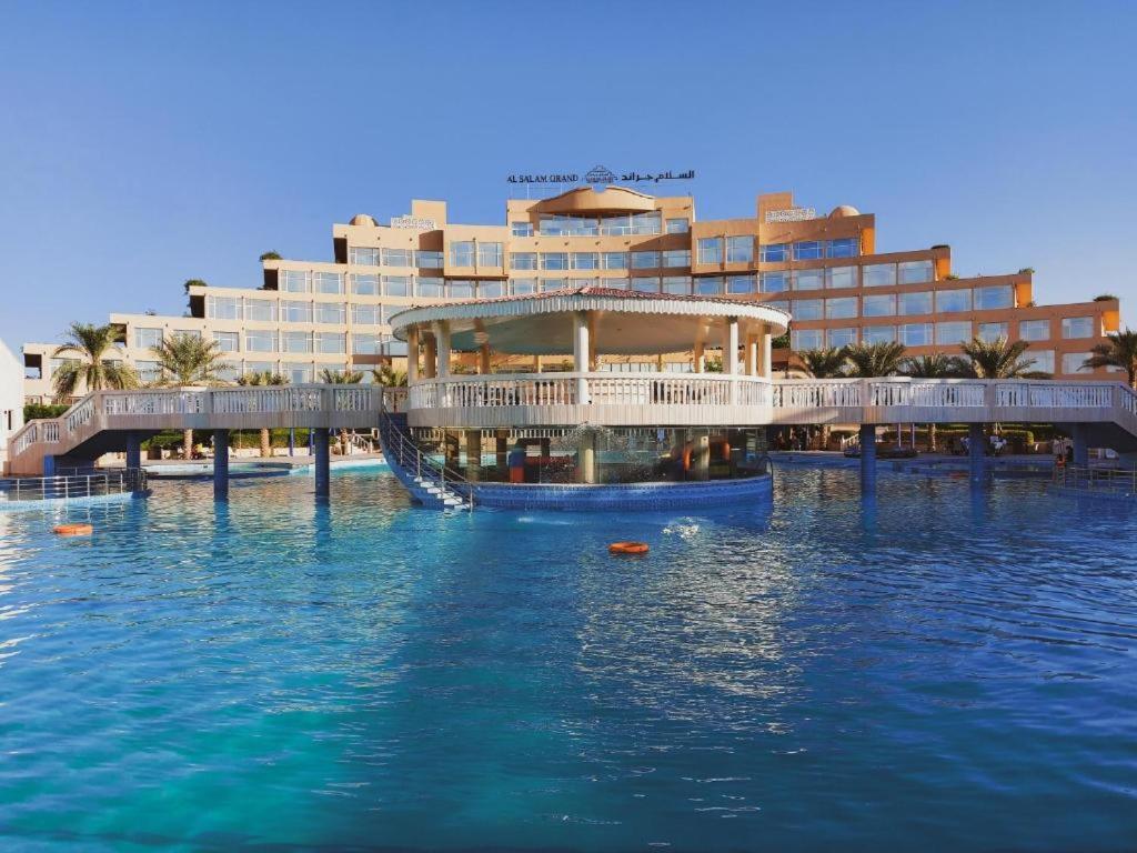 Al Salam Grand Hotel Al Buraymi Εξωτερικό φωτογραφία